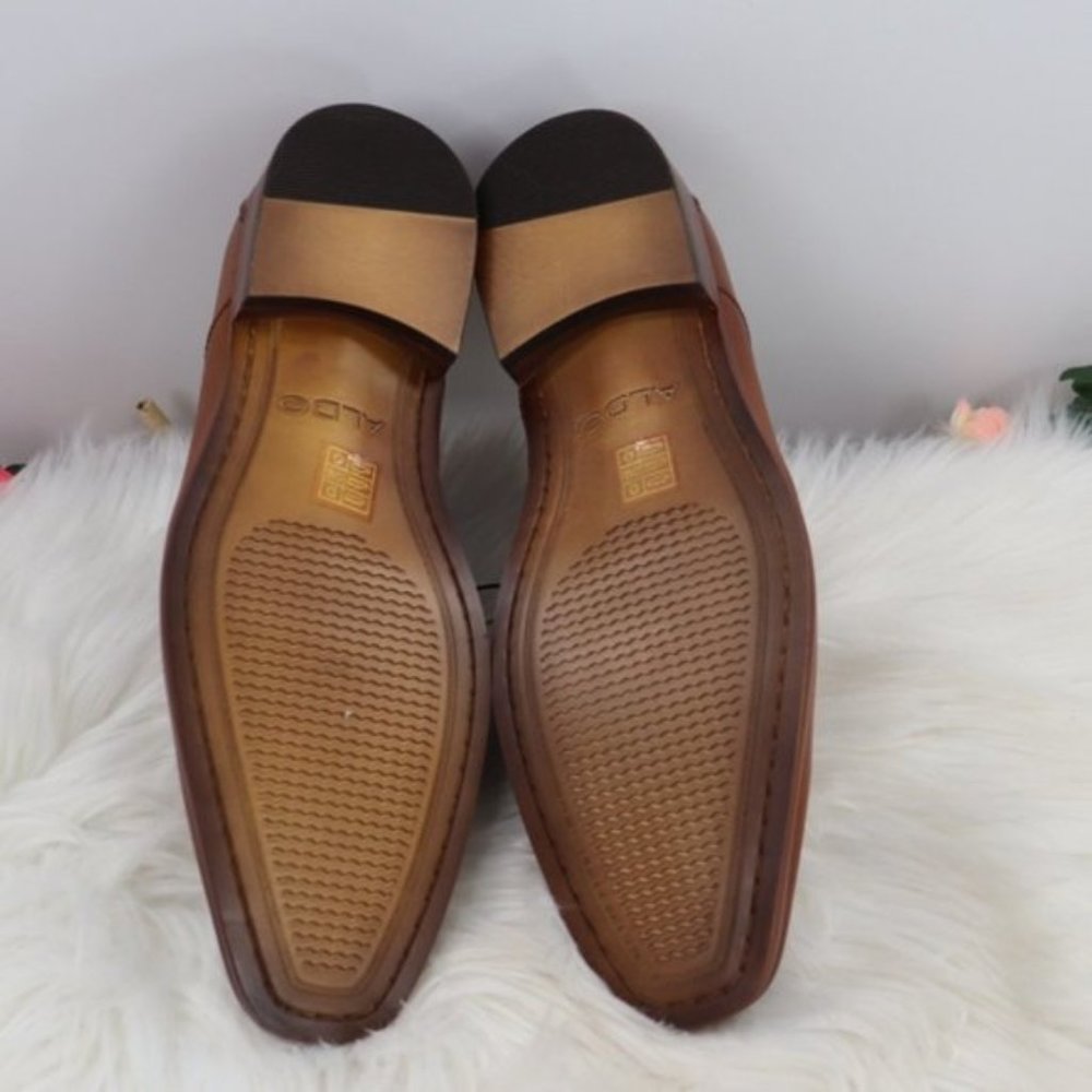 BRAND New Mens Shoes - Picture 3 of 3